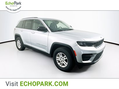 Used 2023 Jeep Grand Cherokee Laredo