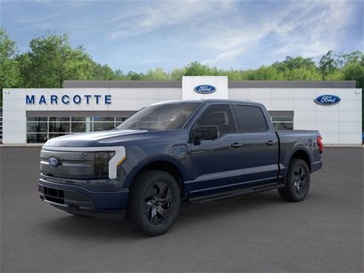 New 2024 Ford F150 Lightning 4x4 SuperCrew w/ Max Trailer Tow Package