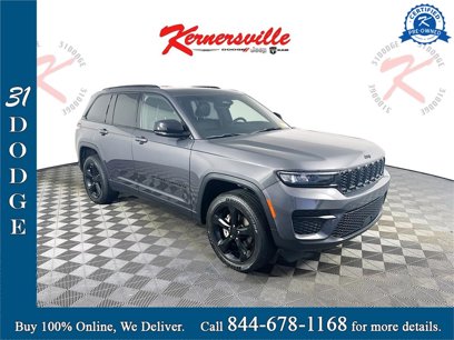 Used 2023 Jeep Grand Cherokee Altitude