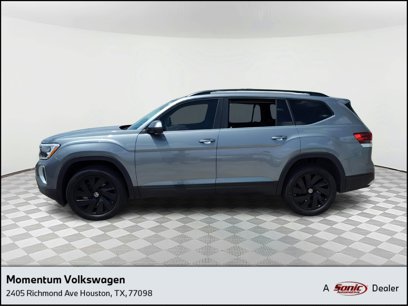 Certified 2025 Volkswagen Atlas SE