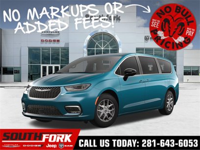New 2025 Chrysler Pacifica Select