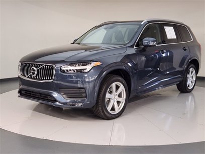 Used 2022 Volvo XC90 T5 Momentum