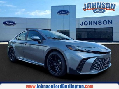 Used 2025 Toyota Camry SE