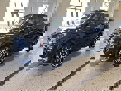 New 2025 BMW X2 xDrive28i w/ Convenience Package