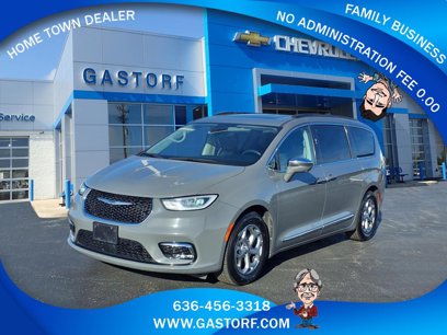 Used 2022 Chrysler Pacifica Limited