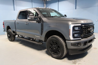 New 2025 Ford F350 Lariat