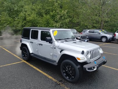Used 2022 Jeep Wrangler Unlimited Sahara w/ Cold Weather Group