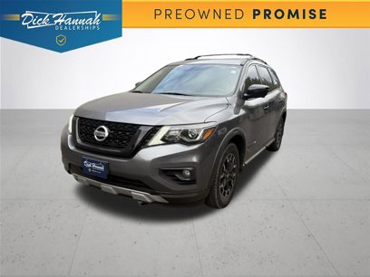 Used 2020 Nissan Pathfinder SL w/ Rock Creek Edition Cross Bars