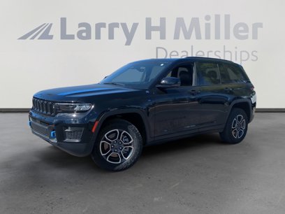 Used 2022 Jeep Grand Cherokee Trailhawk w/ Advanced Protech Group II