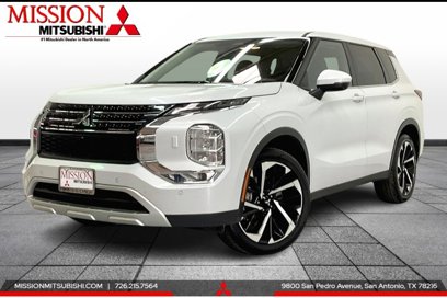 Used 2024 Mitsubishi Outlander SE