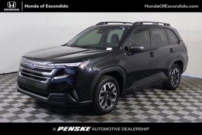 Used 2025 Subaru Forester Premium w/ Convenience Package #1