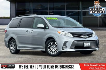 Used 2018 Toyota Sienna XLE