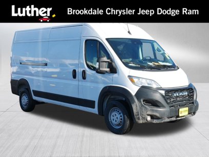 New 2025 RAM ProMaster 2500 w/ Convenience Group