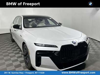 New 2025 BMW i7 M70