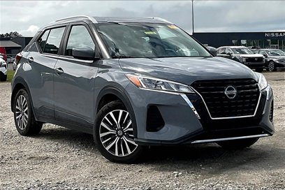 Certified 2021 Nissan Kicks SV