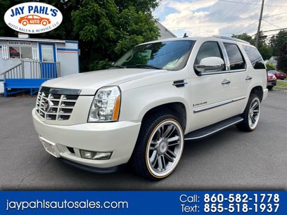 Used 2007 Cadillac Escalade AWD w/ Climate Package