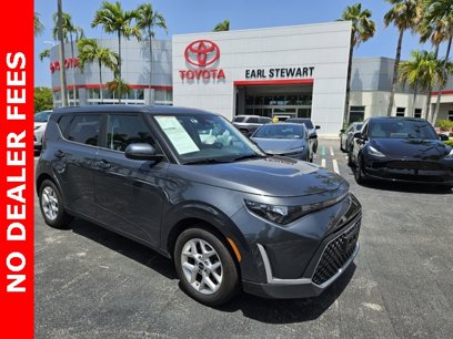 Used 2023 Kia Soul LX w/ Option Group 015