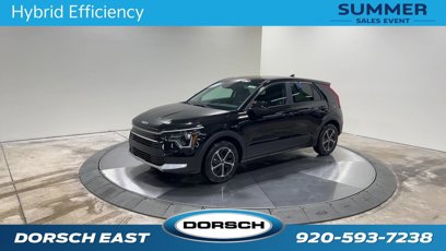 New 2025 Kia Niro LX