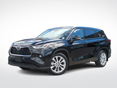 Used 2023 Toyota Highlander L