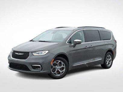Used 2022 Chrysler Pacifica Limited