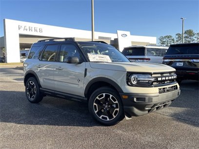 New 2024 Ford Bronco Sport Outer Banks w/ Tech Package