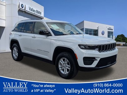 Used 2023 Jeep Grand Cherokee Laredo w/ Trailer Tow Prep Group (B)