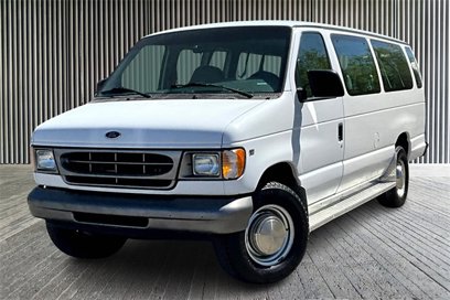 Used 2000 Ford E-350 and Econoline 350 Club Wagon
