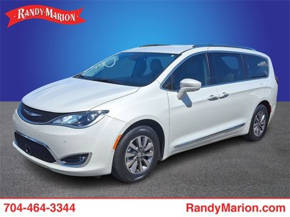 Used 2020 Chrysler Pacifica Touring-L Plus w/ Advanced Safetytec Group