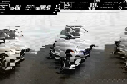 New 2025 Volvo XC60 B5 Ultra w/ Protection Package Premier