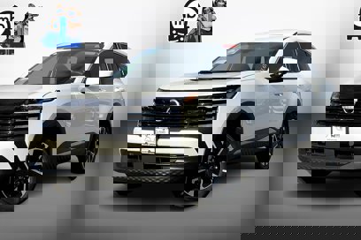 New 2025 Nissan Kicks SV