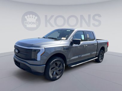 New 2024 Ford F150 Lightning 4x4 SuperCrew
