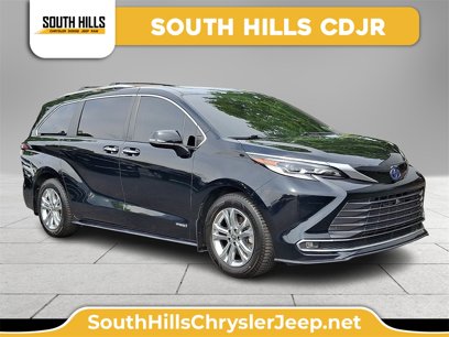 Used 2021 Toyota Sienna Platinum