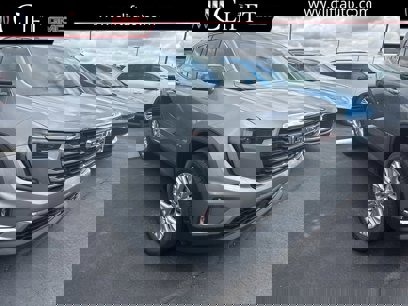 New 2025 GMC Acadia Elevation w/ Elevation Premium Package