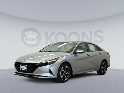 Used 2023 Hyundai Elantra SEL w/ Convenience Package