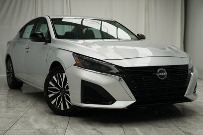 Used 2024 Nissan Altima 2.5 SV