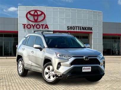 Used 2021 Toyota RAV4 XLE w/ Convenience Package