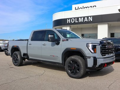 New 2025 GMC Sierra 2500 AT4 w/ AT4 Premium Plus Package