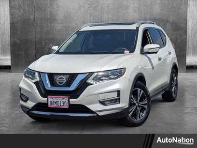 Used 2017 Nissan Rogue SL w/ SL Premium Package