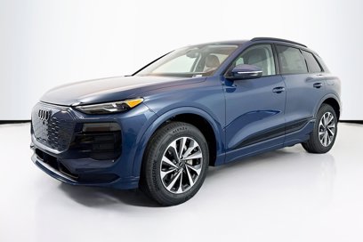 New 2025 Audi Q6 e-tron Premium