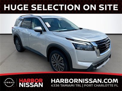 New 2025 Nissan Pathfinder SL w/ SL Premium Package