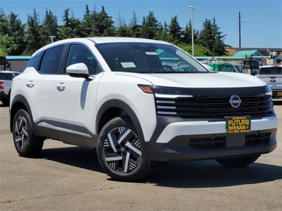 New 2025 Nissan Kicks SV