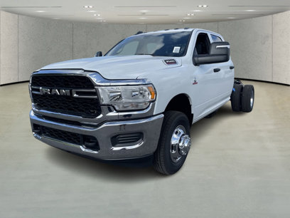 New 2024 RAM 3500 Tradesman w/ Chrome Appearance Group