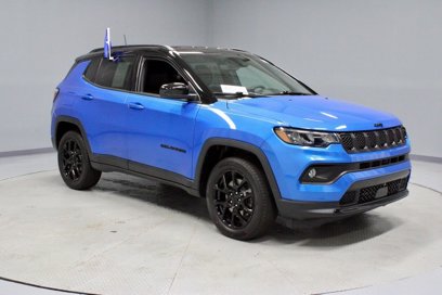 Used 2024 Jeep Compass Latitude w/ Convenience Group