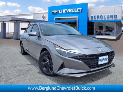 Used 2022 Hyundai Elantra SEL