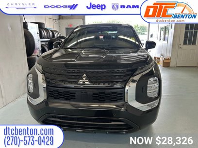 Used 2024 Mitsubishi Outlander SE Black Edition
