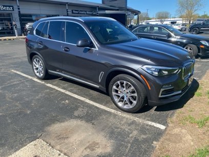 Used 2019 BMW X5 xDrive40i w/ Premium Package 2