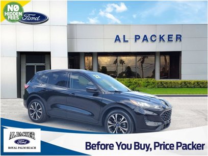 Certified 2022 Ford Escape SE w/ SE Sport Appearance Package