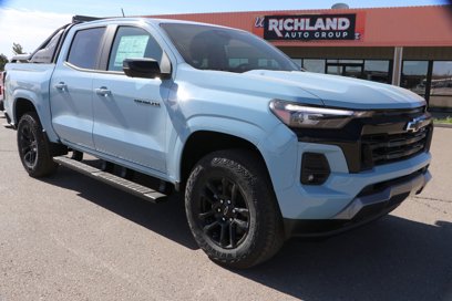 New 2025 Chevrolet Colorado Z71 w/ Midnight Edition