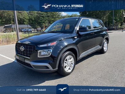 Used 2022 Hyundai Venue SE w/ Cargo Package