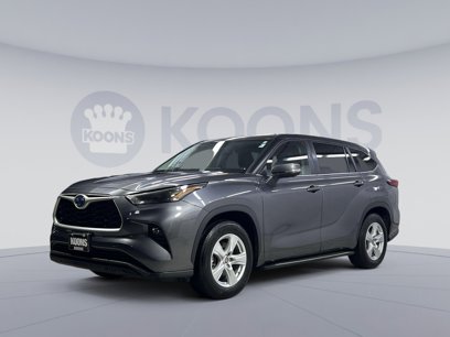 Used 2023 Toyota Highlander LE